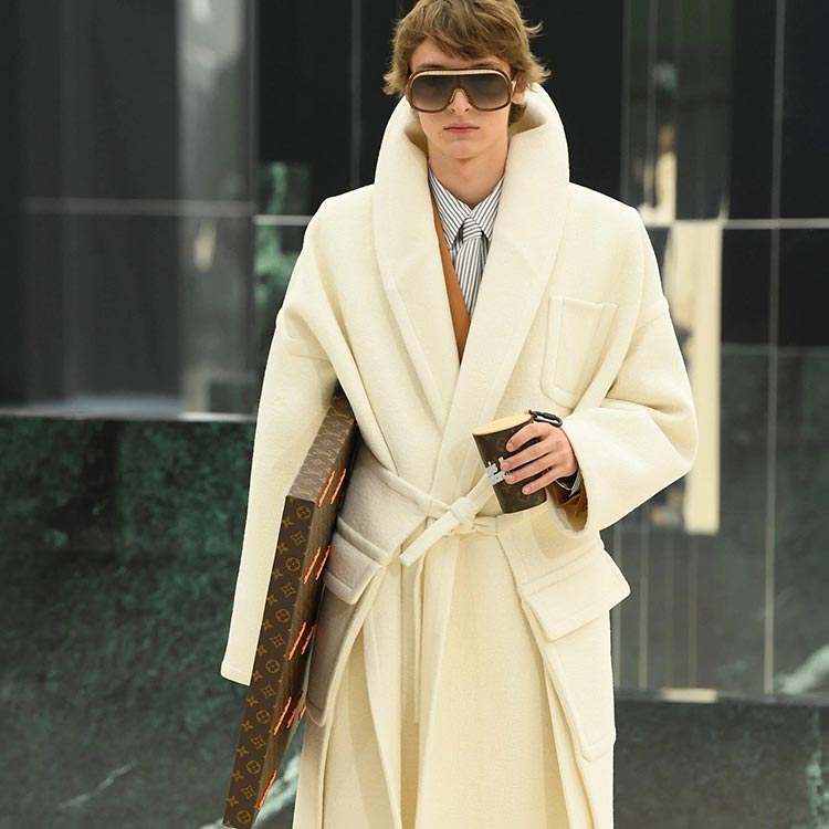 Toilet Gown Developments – Would You Put on It As Outerwear?