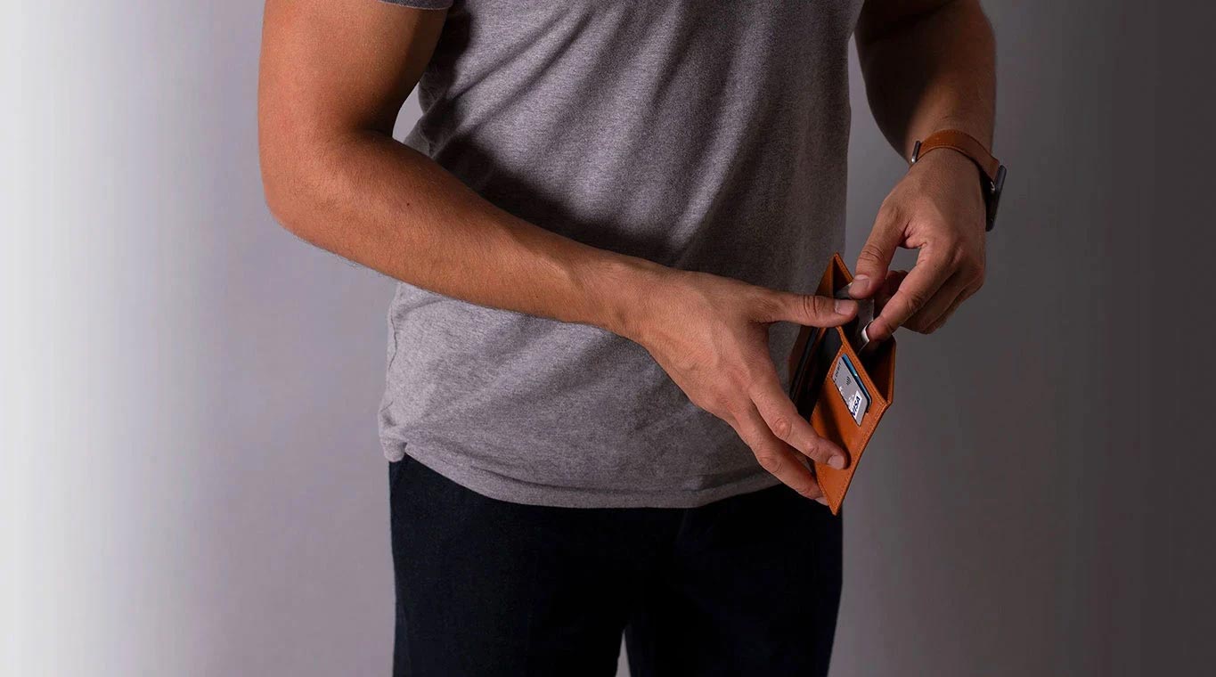 Harber London Leather-based Bifold Pockets Evaluate