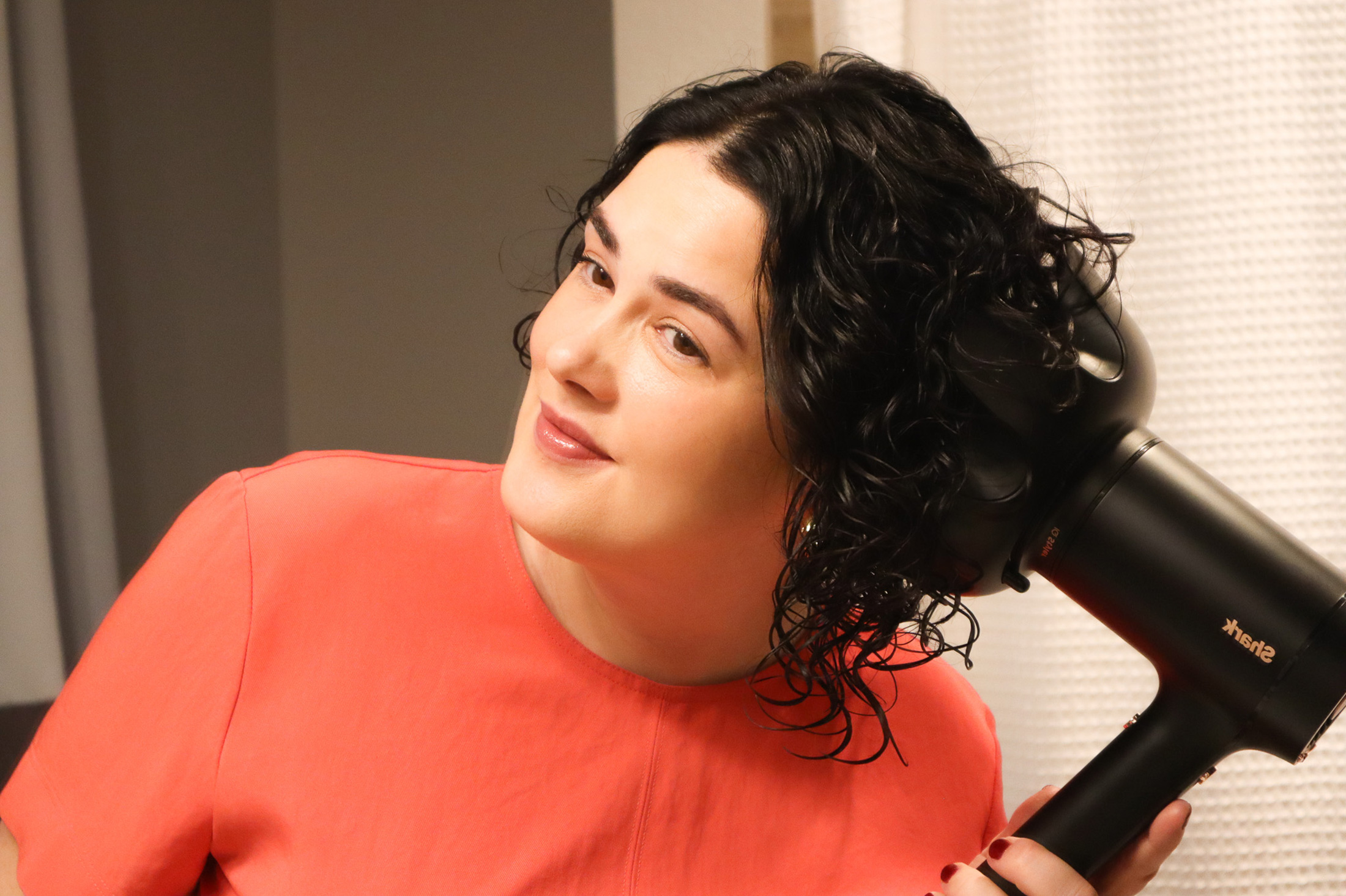 Which Is The Finest Hair Dryer & Diffuser For Curly Hair?