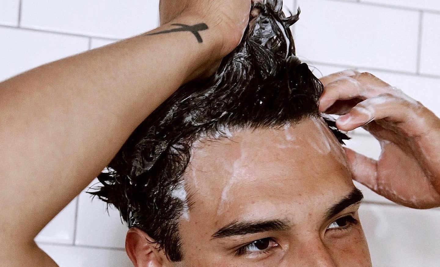 Hair Care Routine For Males – 6 Steps, Ideas, & Merchandise For 2024